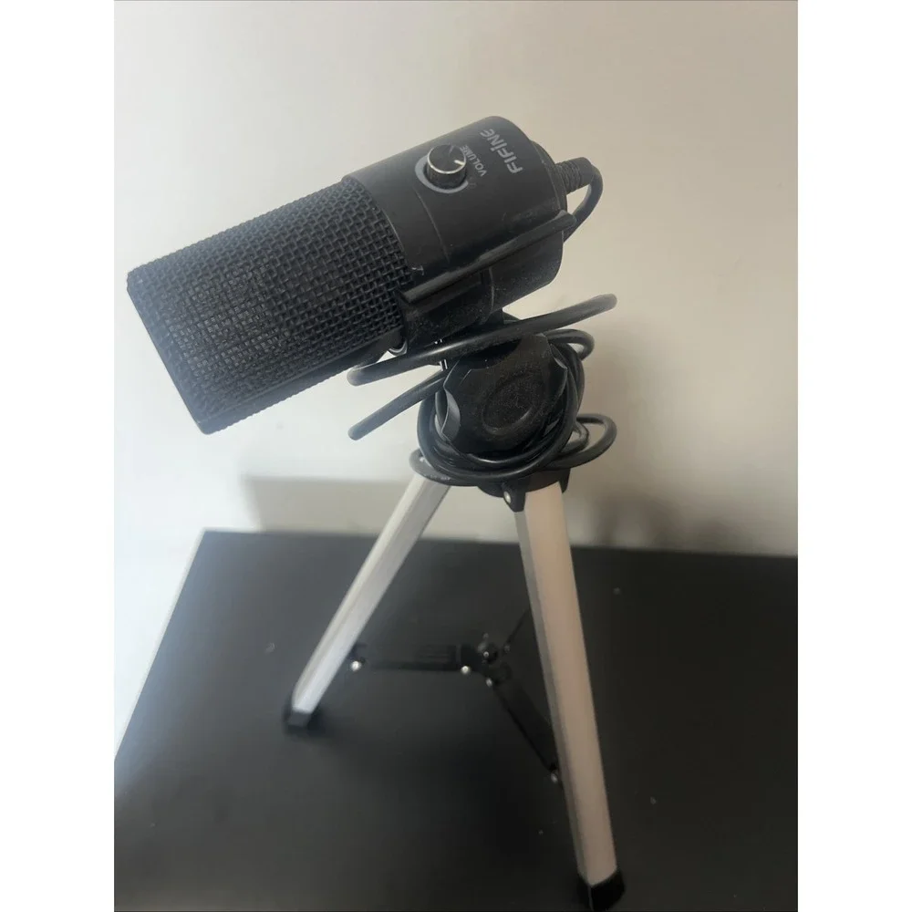 Fifine Microphone With Support